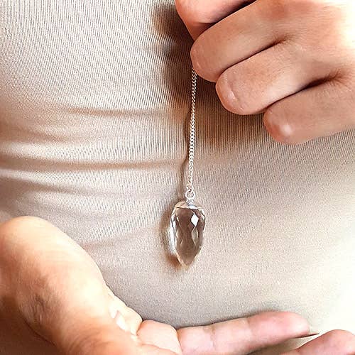 Crystal Earth Sterling - Venta al por mayor Artículo de meditación - Péndulo - Cuarzo tallado