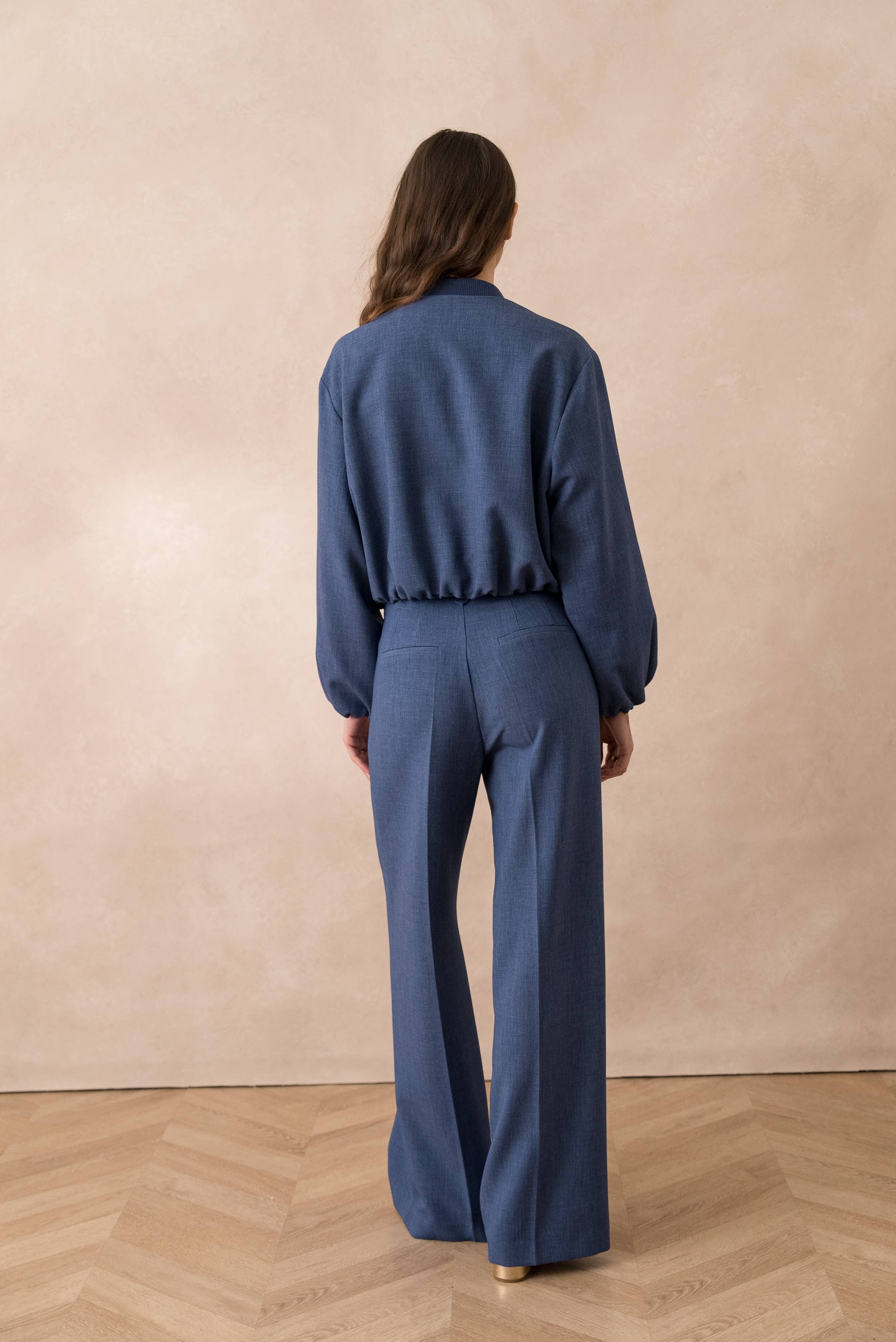 Attentif Paris - Wholesale Bomber Jacket - Women's - [Aura] Short bomber jacket with classic collar9