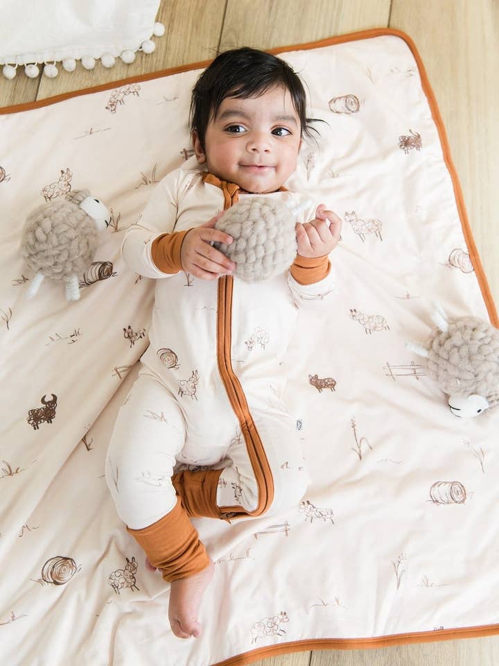 Sunday Littles – wholesale Nattdräkt – Baby – Små dragkedjor i gårdskladd