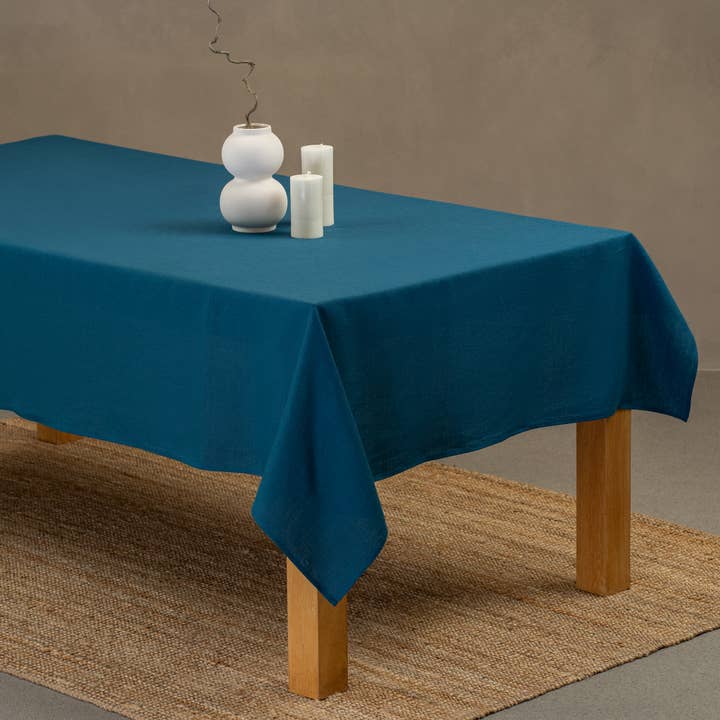 menique - Wholesale Tablecloth - European Linen Tablecloth - Natural Table Linens Stone Green