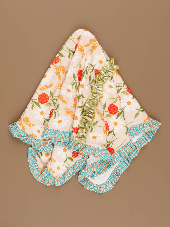 Marie Nicole Clothing - Wholesale Bedding Blanket - Kids & Baby - Daisy Janes Ruffle Minky Blanket