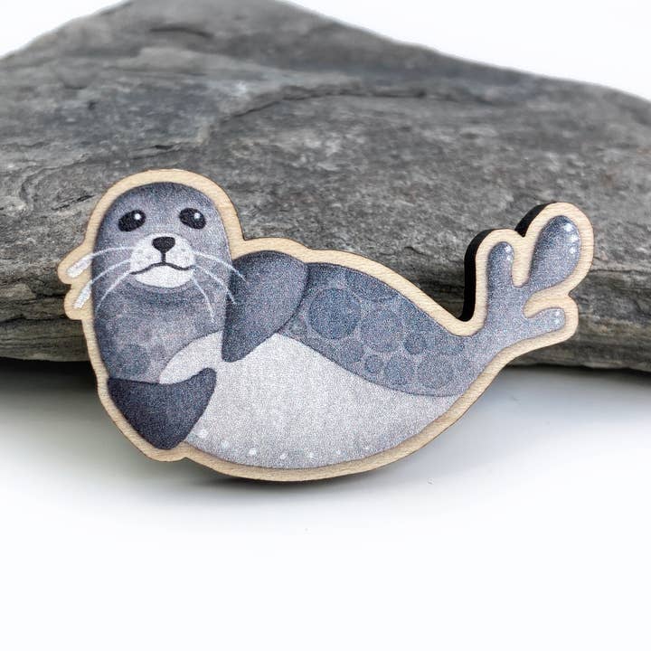 Seal Fridge Magnet - Laser Cut Maple Wood - Seaside Gifts for wholesale by East Neuk Beach Crafts