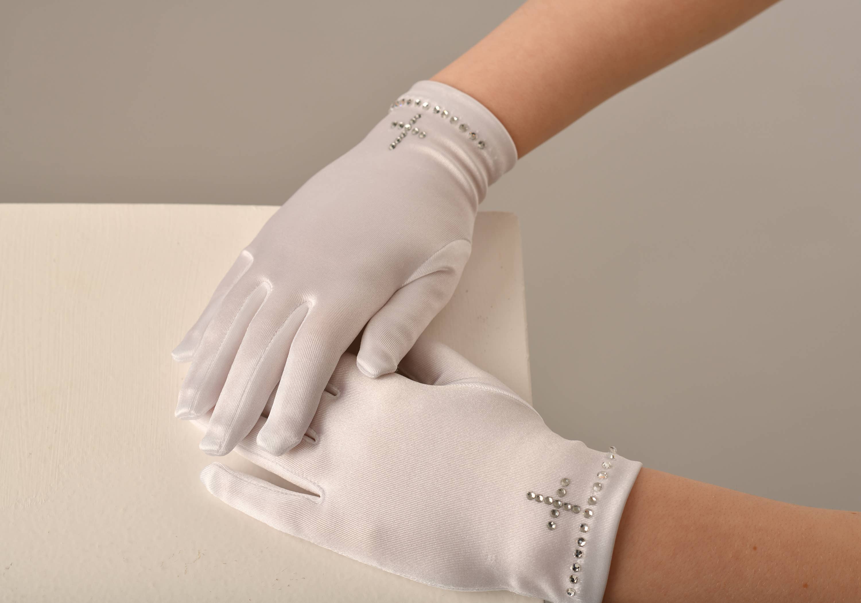 White Girl's Communion Gloves with Cross Diamonds G-4 for wholesale on Faire0