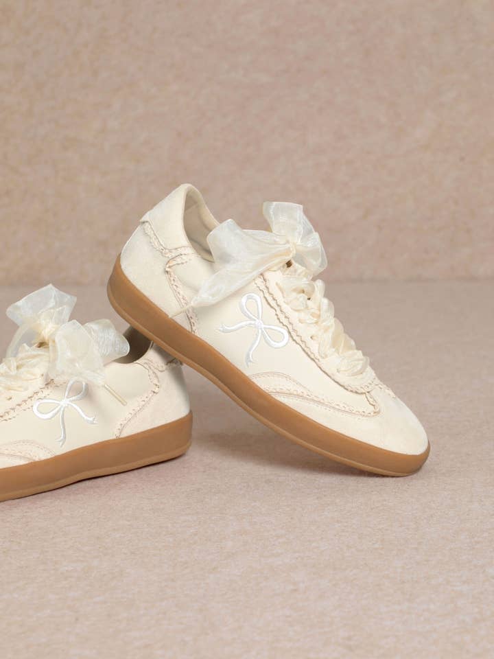 CCOCCI - Wholesale Lifestyle Sneakers - Women's - JULIE RIBBON EMBROIDERY LACE EDGE DETAIL SNEAKERS