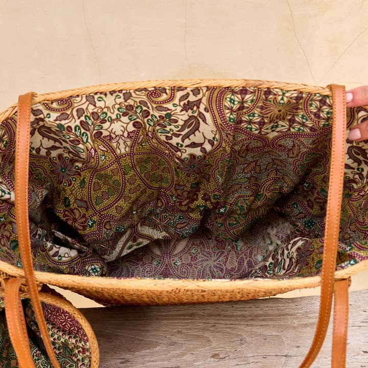 The Winding Road - Wholesale Tote Bag - Women's - Ata Vine Open Weave Bucket Tote Bag with Batik Print Lining1