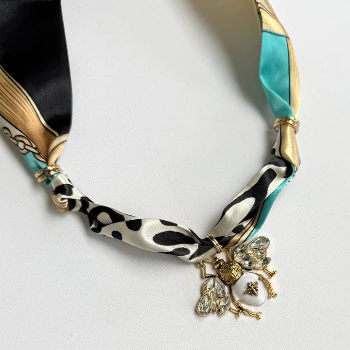 Scarf Necklace Gold Bee Charm with Pearl and Rhinestone for wholesale by iconic mi