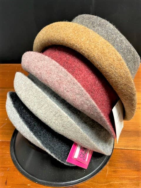 Shihreen Inc - Wholesale Cloche Hat - Women's - 21S-0564 Boiled Wool Flat Knit Reversible Cloche Hat4