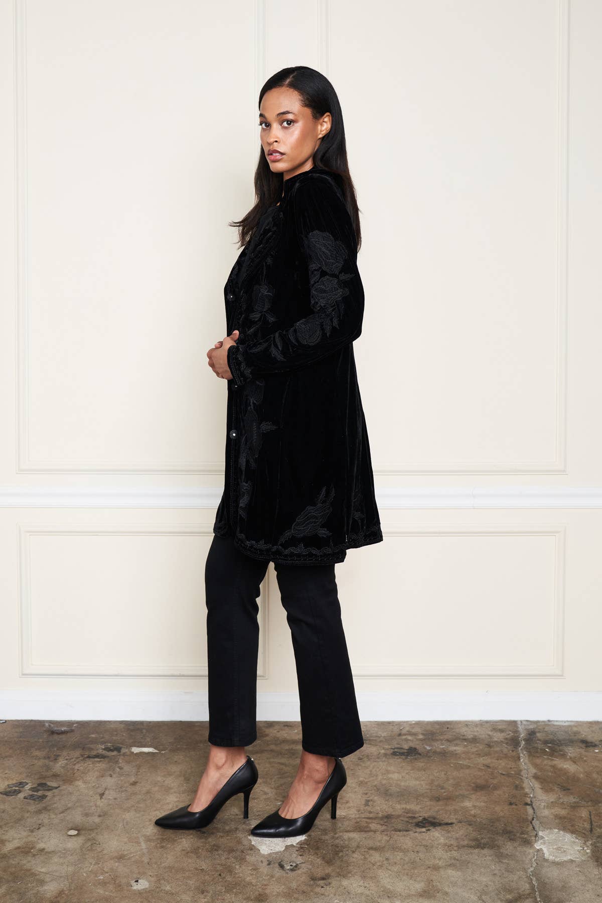 Paparazzi – Engroshandel Jakke - Dame – XY-8176 Stretch fløjl knap tonal broderet jakke14