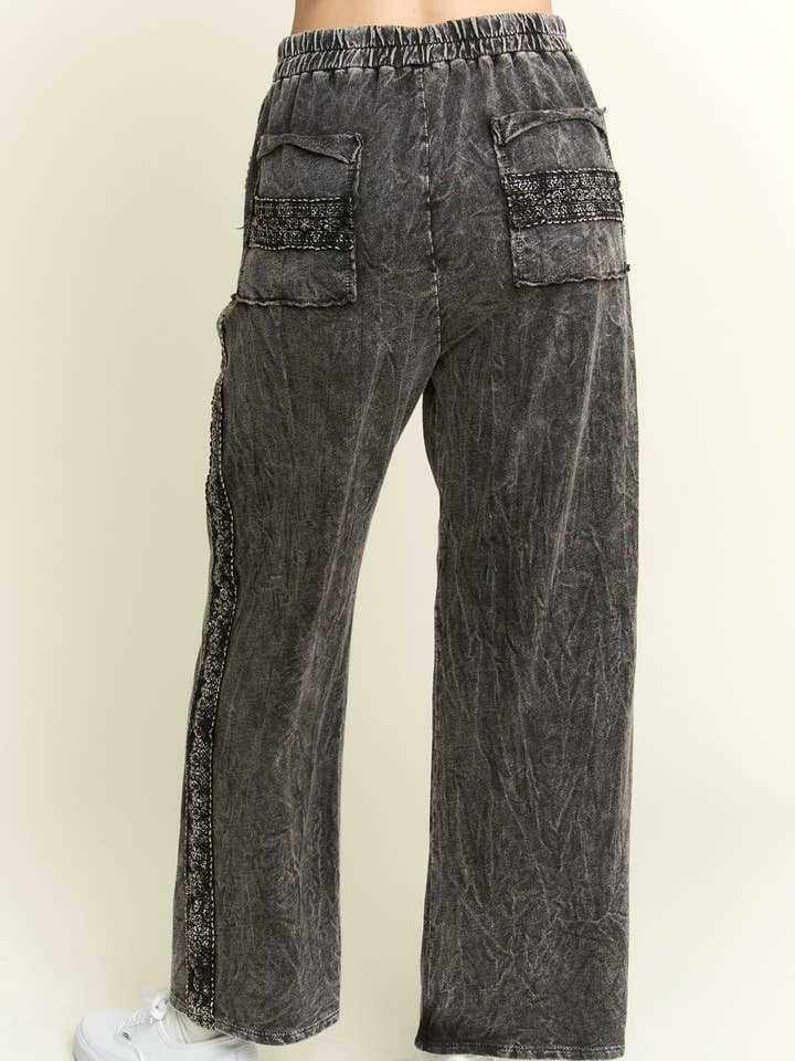 J.Her – Engroshandel Bukser - Dame – MineralWash Detaljerede bukser med korte frontlommer HP58100