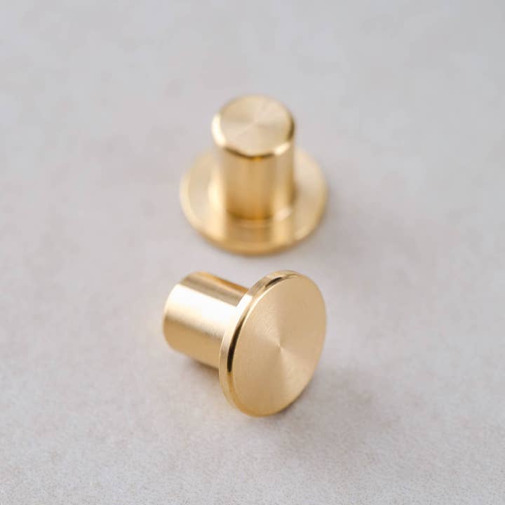 Studio Pad Studs x2 for wholesale by Tom's Studio