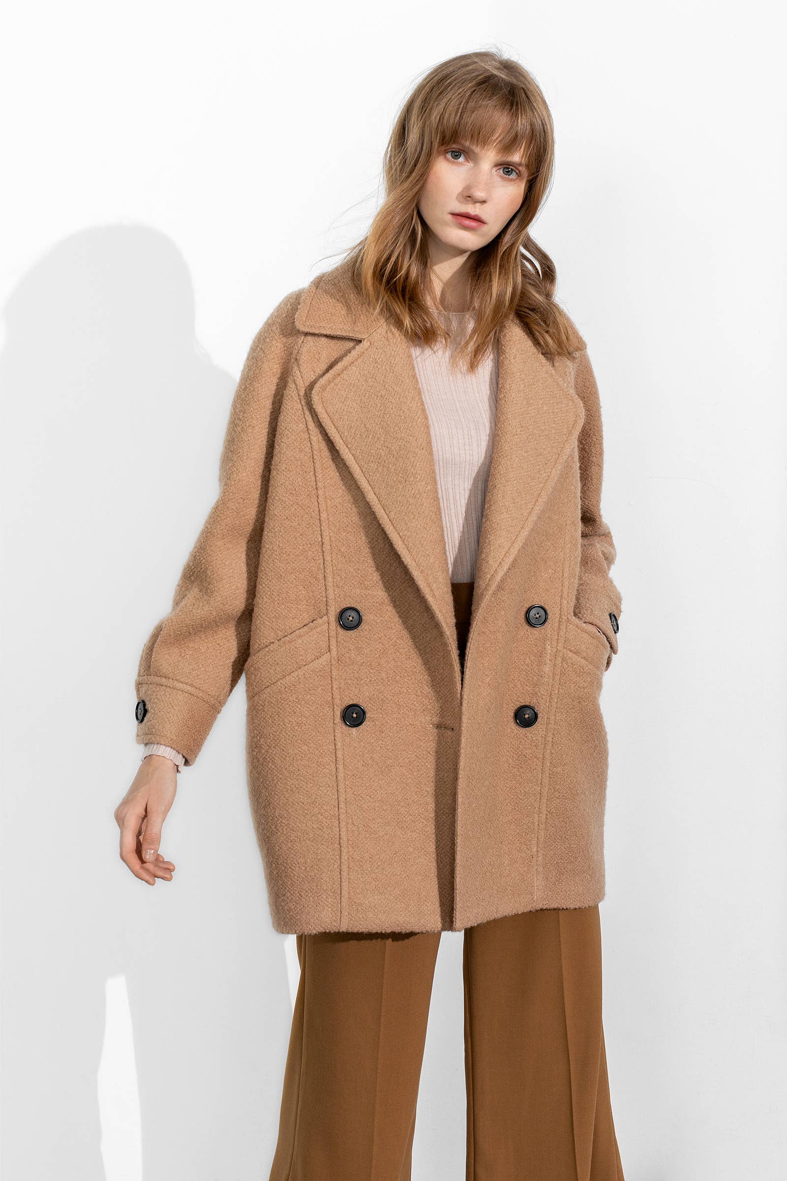 J.ING - Wholesale Coat - Women's - Teddy Coat (Ivory/SandyBrown)3