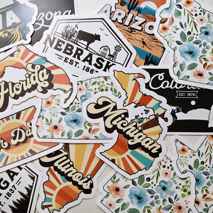 Staat Gemengde Pakket Kleine 2" Vinyl Stickers voor wholesale door Expression Design Co