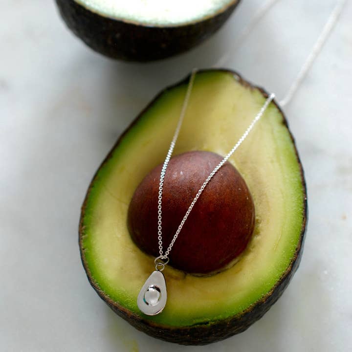 Delicacies Jewelry - Venta al por mayor Collares con colgantes/abalorios - Collar de aguacate de plata esterlina de Delicacies Jewelry, cada compra ayuda a combatir el hambre Regalo gastronómico, joyería de comida3