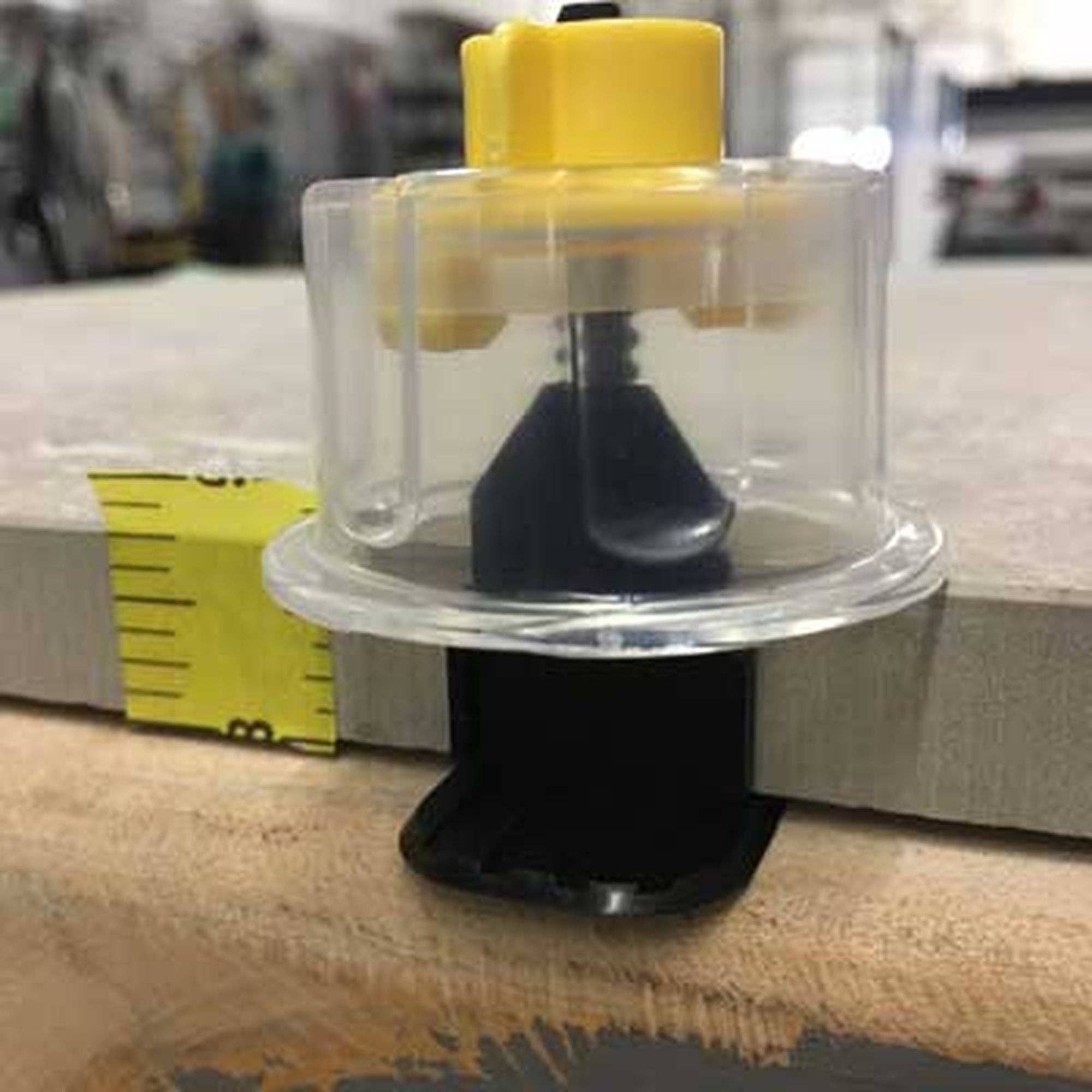 Dynamic Stone Tools - Wholesale DIY Craft Kit - EZ Click2 Next-Generation Screw-based Tile Leveling System for Pavers1