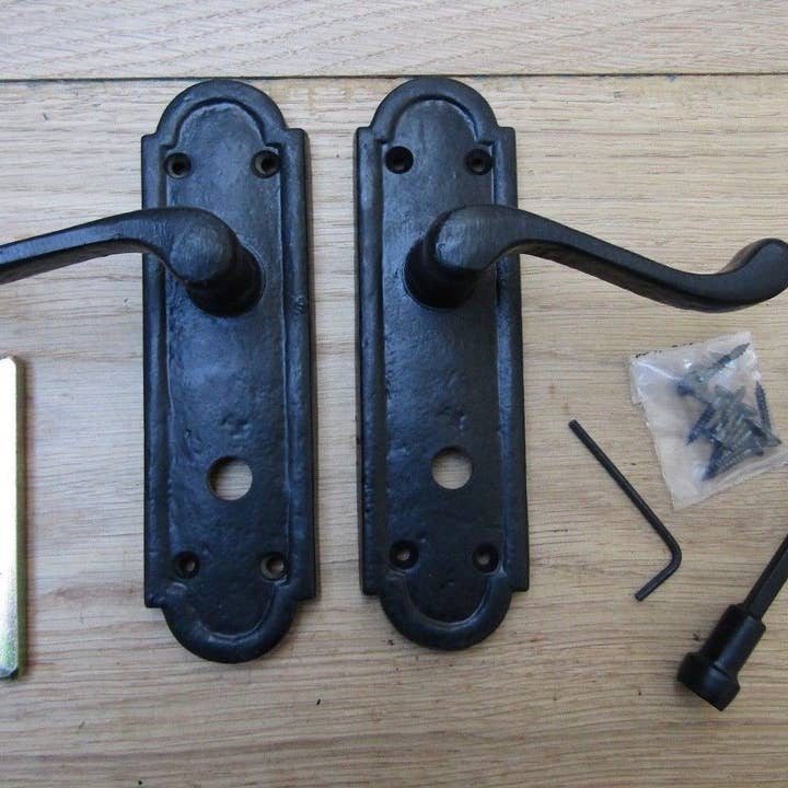 Pair Of Lever Bathroom Cambridge Handles Black Antique for wholesale by IronmongeryWorld