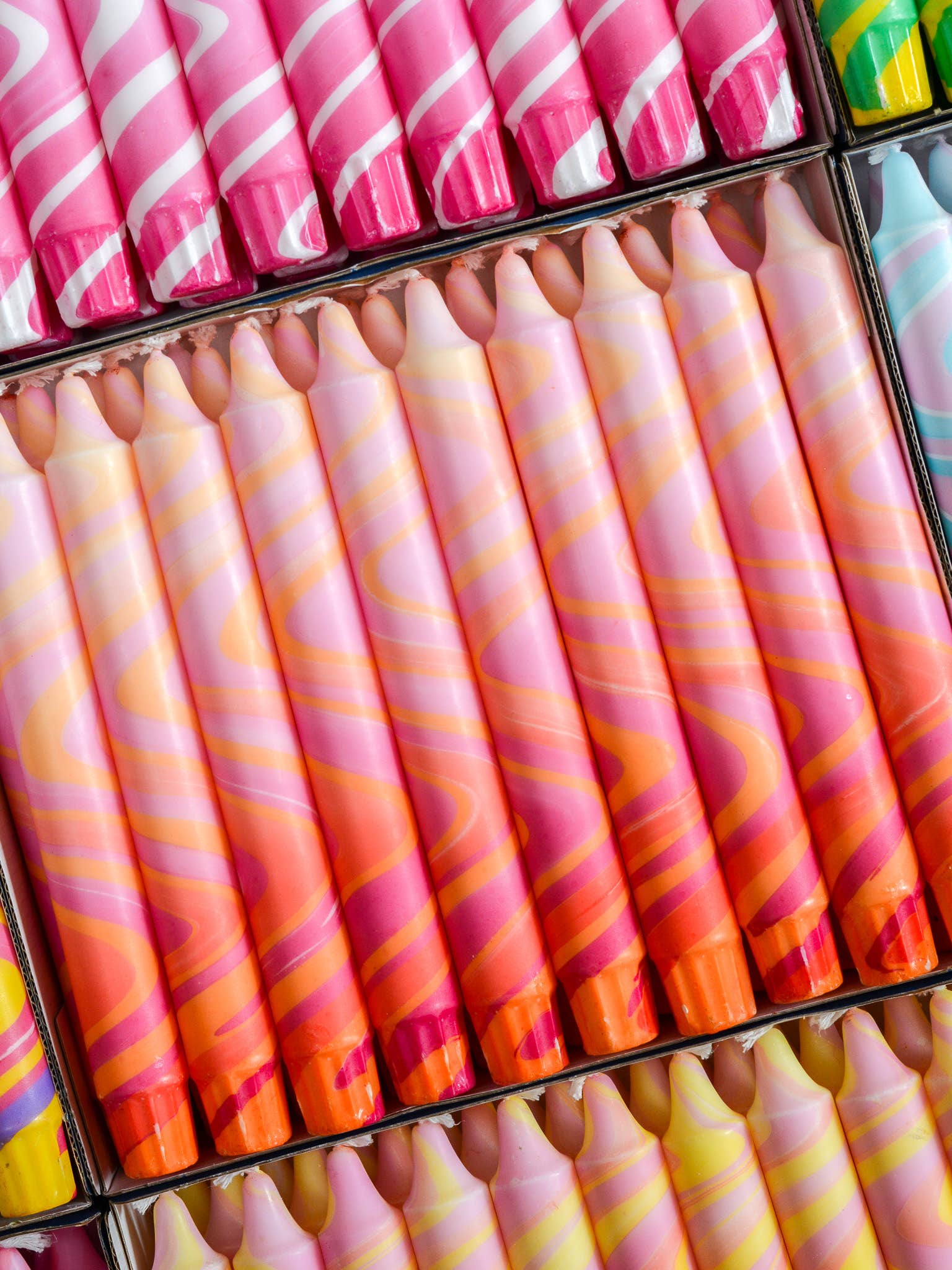 Nordtrice - Wholesale Tapered Candle/Candlestick - Summer Marble Candles - Pink / Orange & Red1