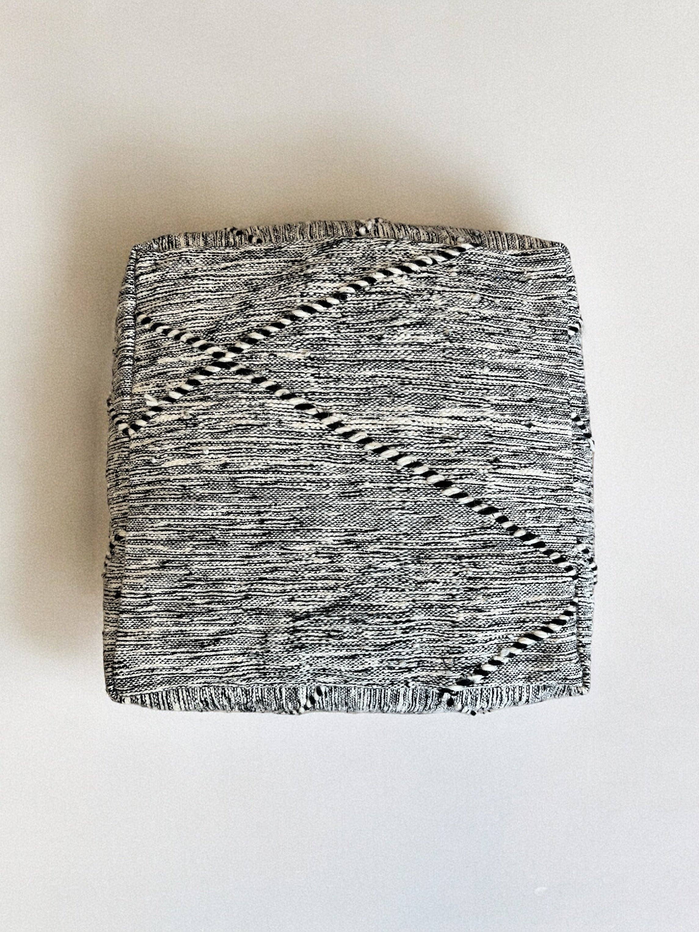 LEY! – wholesale Floor pillow – Small Floor Cushion - Mica Mini3