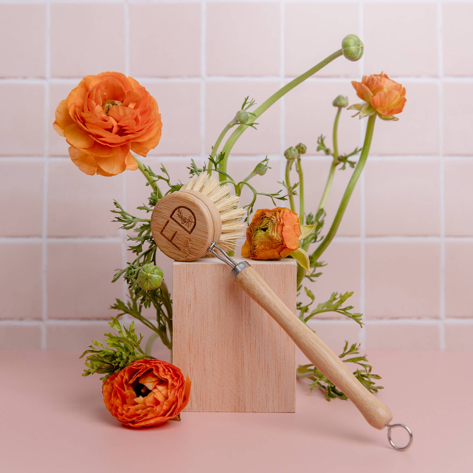 FD Market - Wholesale Cleaning Brush - Long Handle Dish Brush0