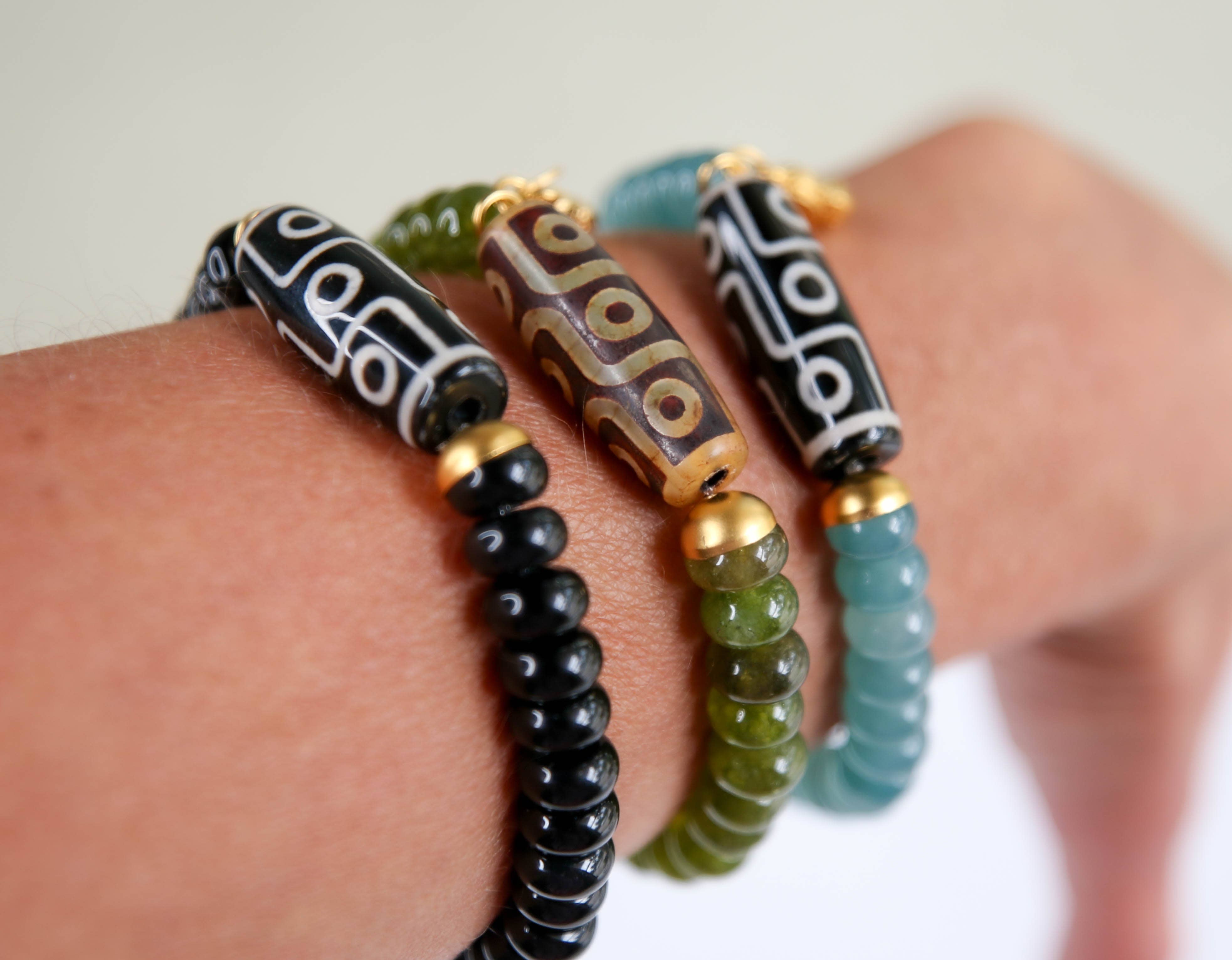 Catherine Page Jewelry - Vente Bracelet de perles - Bracelet Dharma en Brume Bleue3