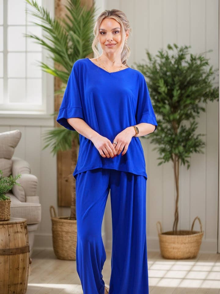 Royal Ease Set for wholesale by Boutique Simplifed