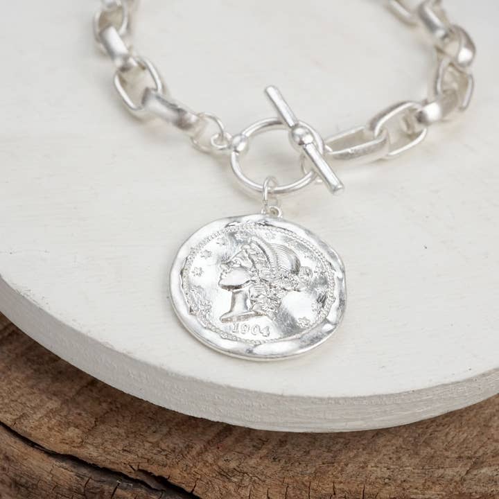 PennyLine inc - Vente Bracelets à breloques/pendentifs - Bracelet à maillons avec fermoir à bascule et breloque pièce – Urban Token6