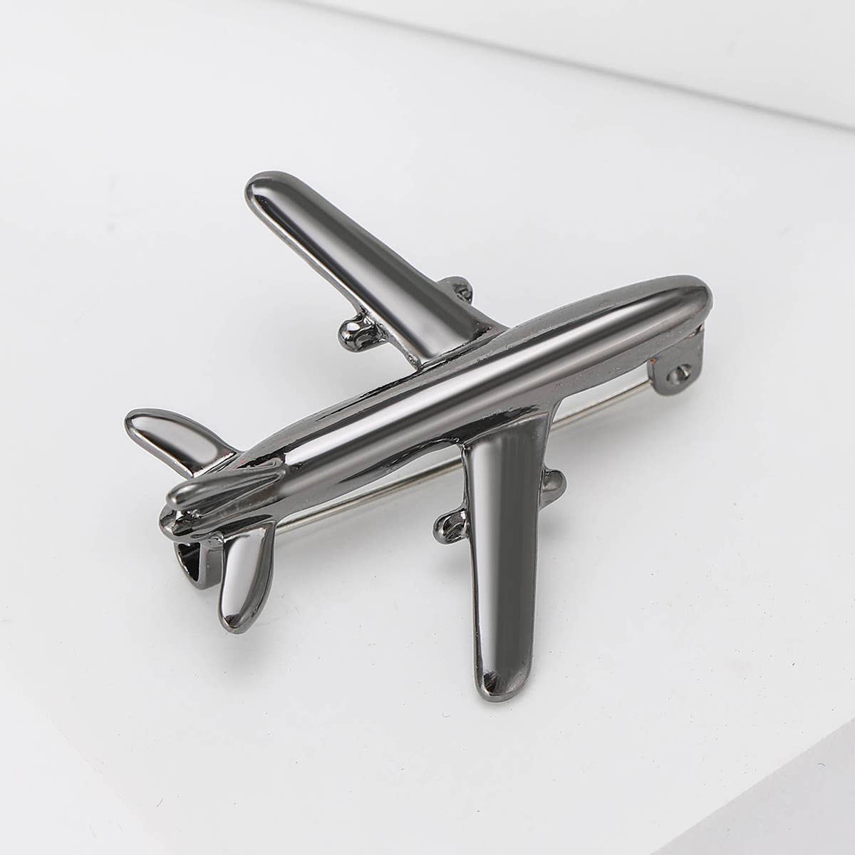 Tourtiwi – wholesale Brosch – Mini polerad flygplansbrosch8