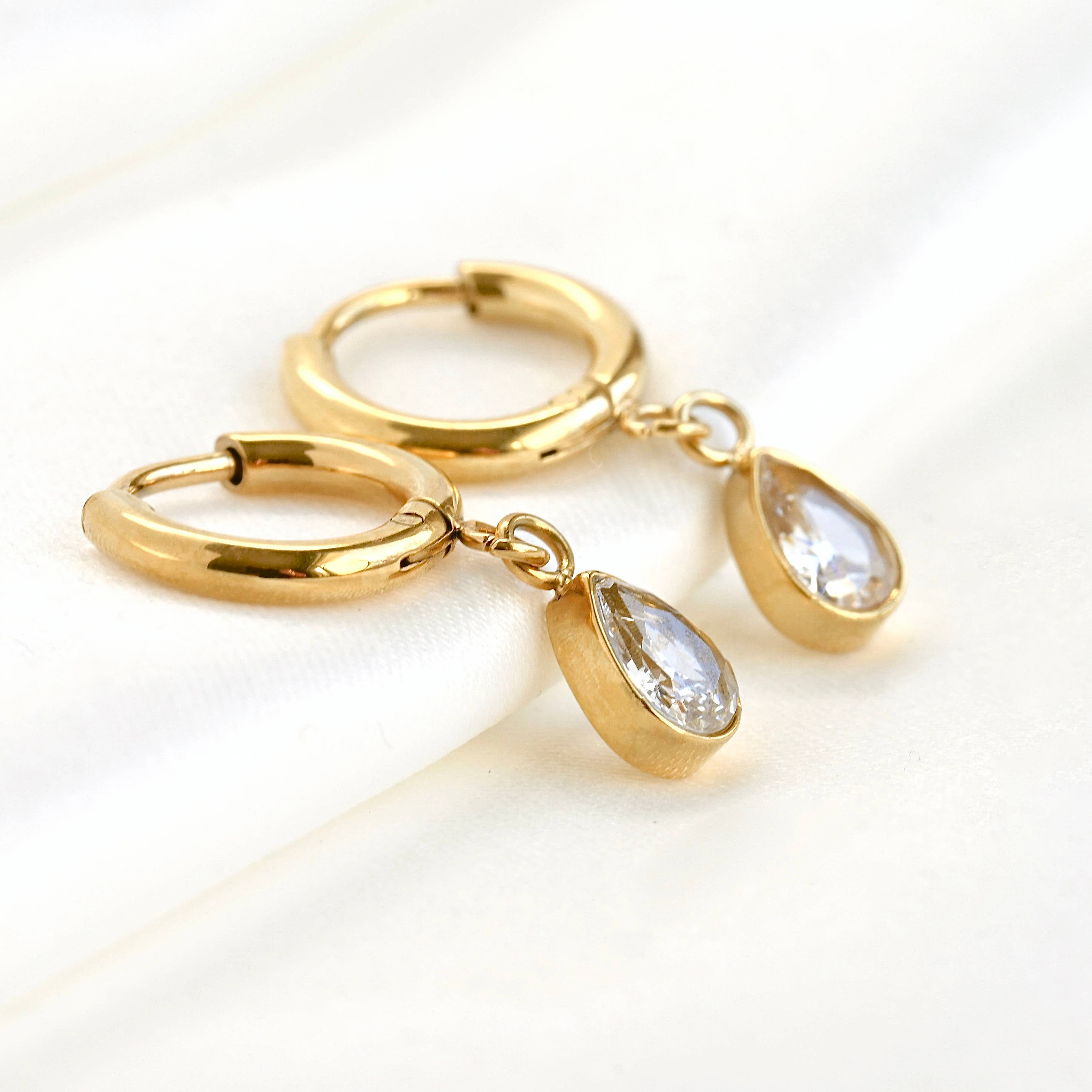 Blueyejewelry - Vendita all'ingrosso Orecchini a cerchio - Cerchi con diamanti impermeabili - Orecchini a cerchio con ciondolo con diamanti11