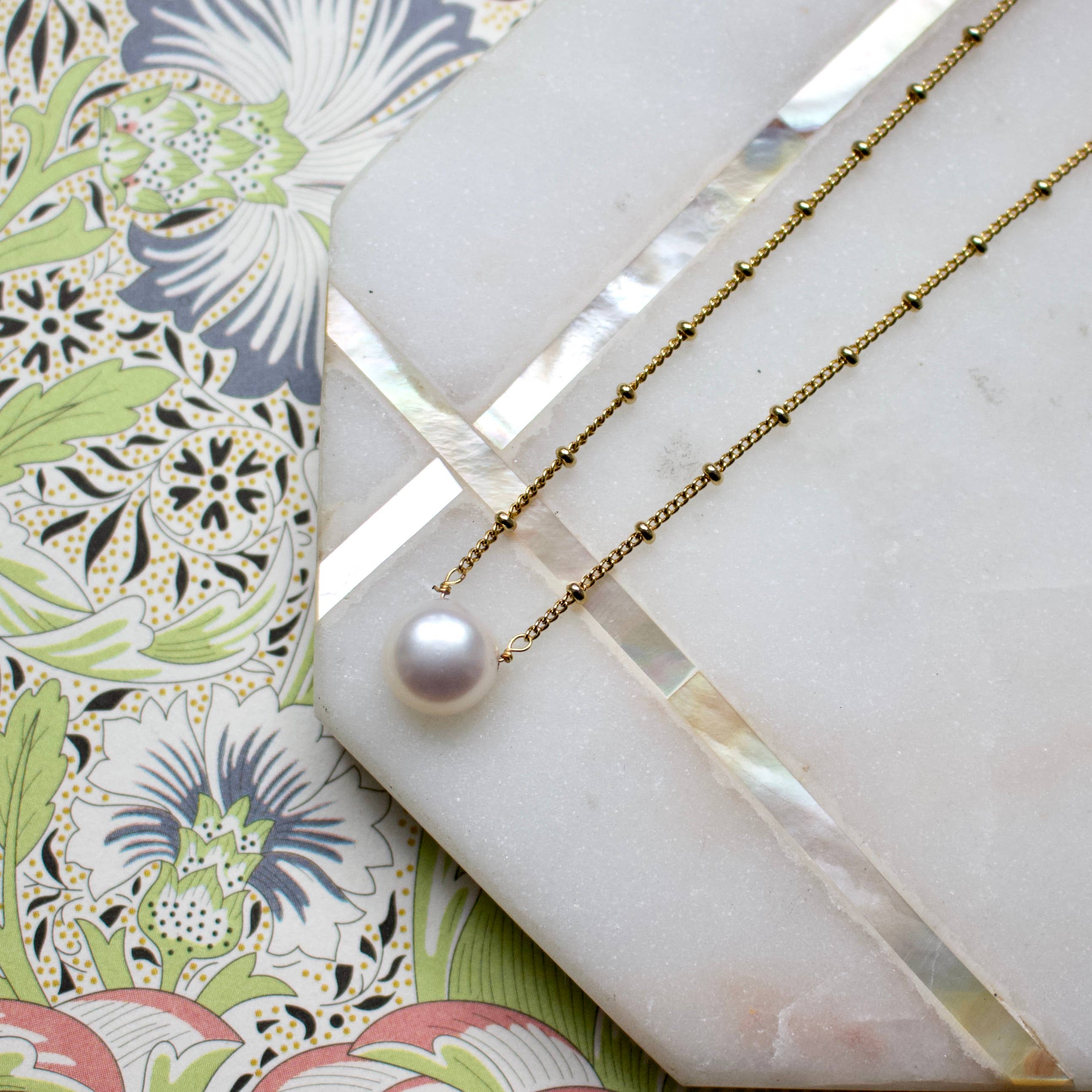 a.v. max – wholesale Pärlband/Pärlhalsband – Solitaire sötvattenspärlhals|16" Pärlkedja|Guld|Silver1