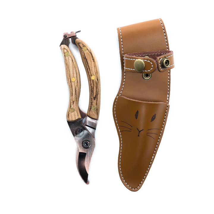 Beatrix Potter Peter Rabbit Gardening Secateurs / Pruners for wholesale by Jardinopia UK