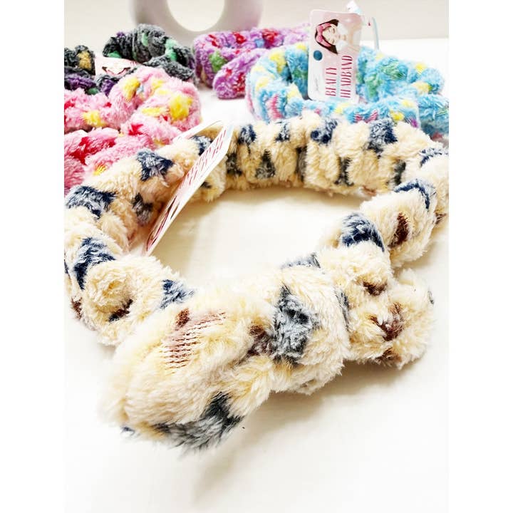 MIX COLOR Star Print Fuzzy Spa and Makeup Headband for wholesale on Faire4