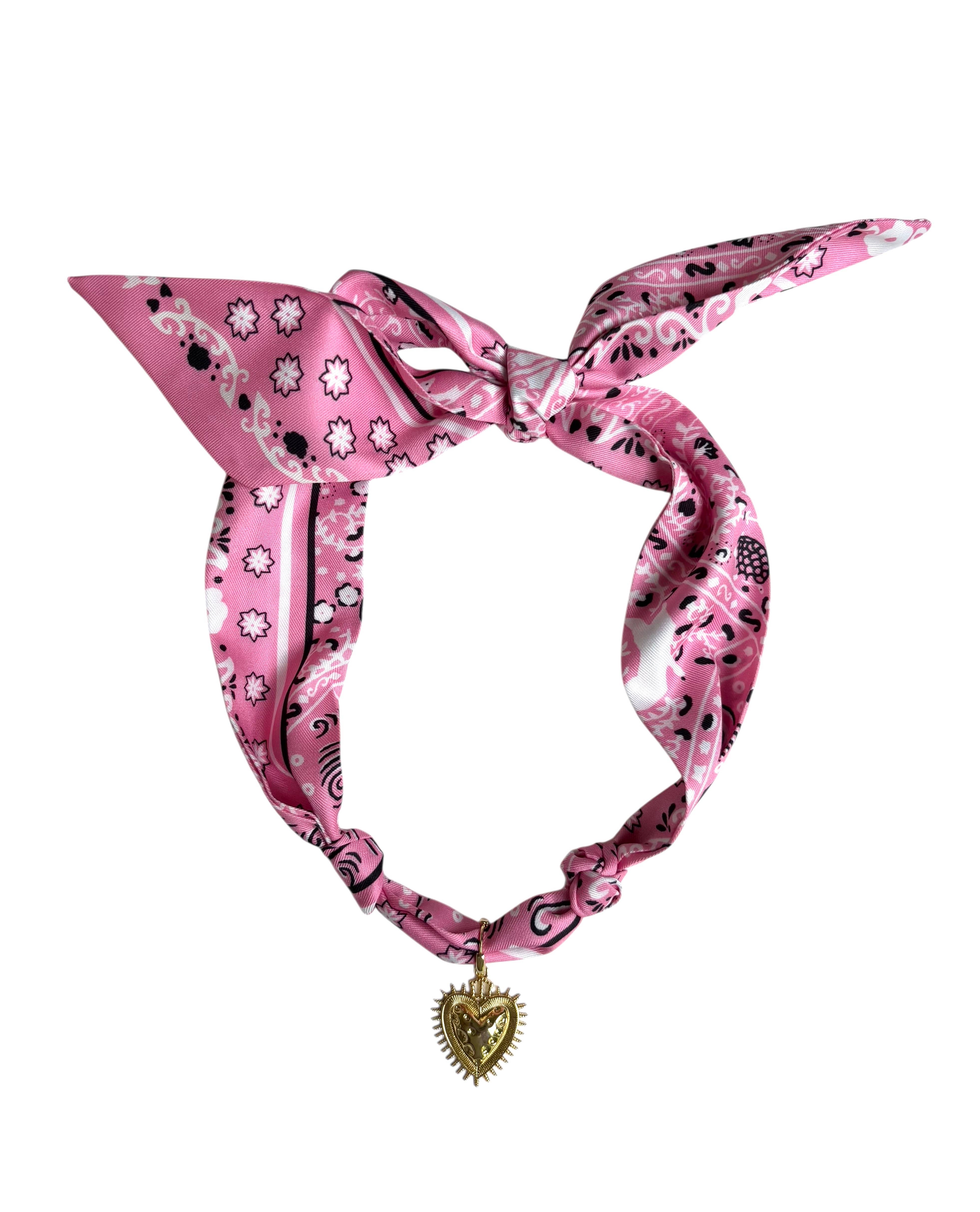 Nora James jewelry - Vente Colliers à pendentif - Collier foulard Cheyenne2