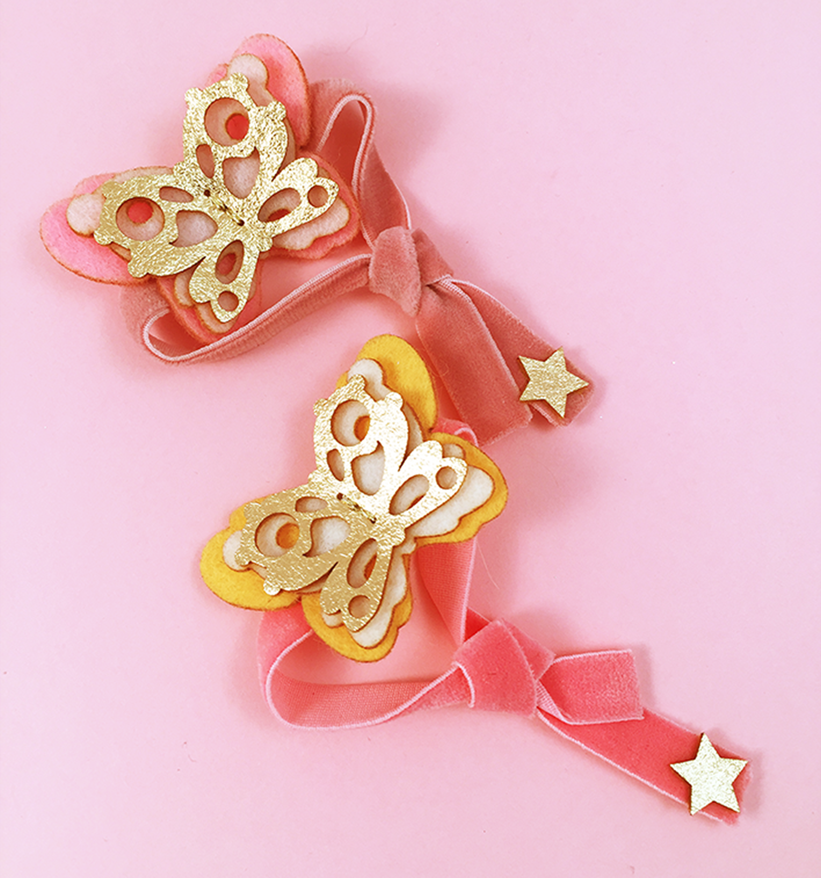 Eleanor Moss Studio - Vendita all'ingrosso Bracciale in tessuto/intrecciato - Braccialetto farfalla petalo4