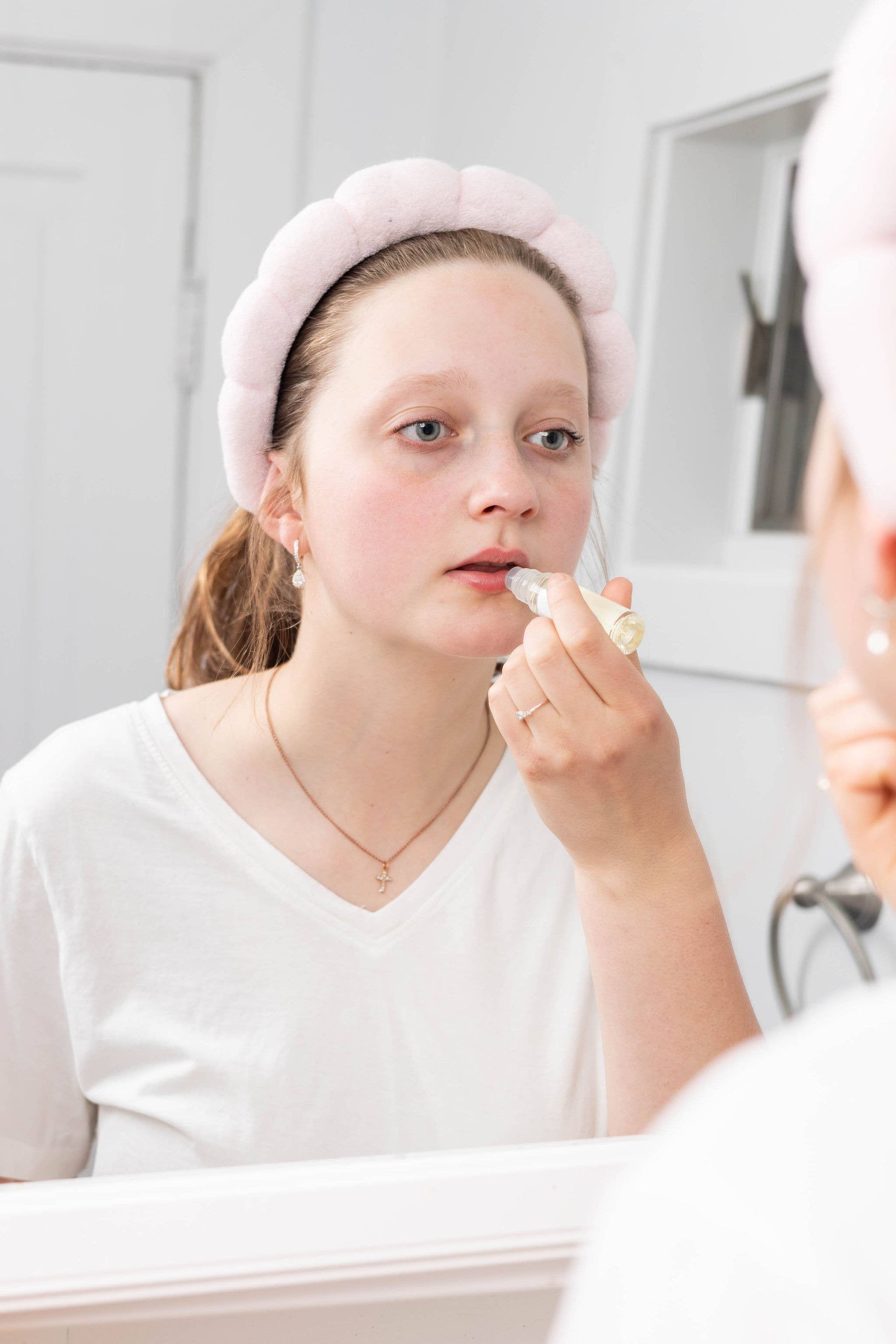 Naive Necessities – wholesale Lip-gloss – Luxury Lip Oil3