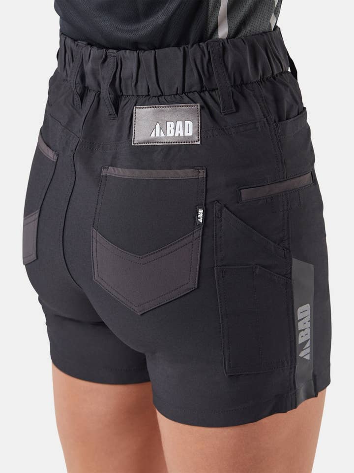 BAD WORKWEAR - Vendita all'ingrosso Pantaloncini - Donna - PANTALONCINI CORTI IMPERMEABILI A VITA ELASTICA BAD WOMENS NEXT™