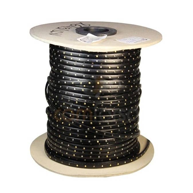 Cuir clouté noir tricolore 5 mm pour la vente par COM FORSA SL