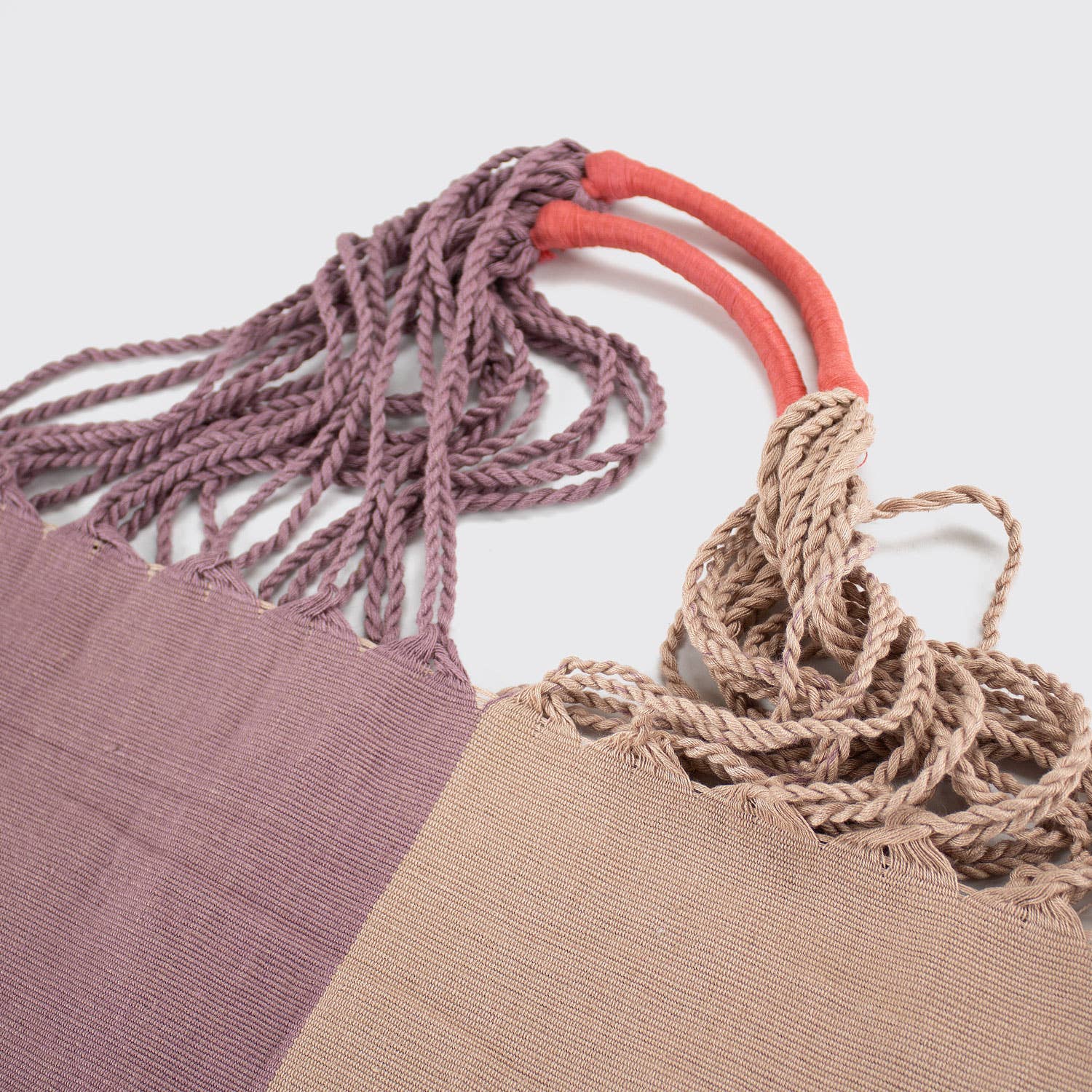 Utilitario Mexicano – wholesale Retailer display – Home & Living – LOOM BAG / LILY TREE1