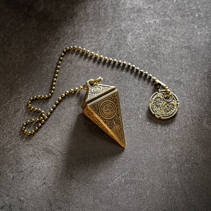 Vermilion Collection – wholesale Tarot cards – Cthulhu Mythos Comicology (Old Whispers) Tarot25