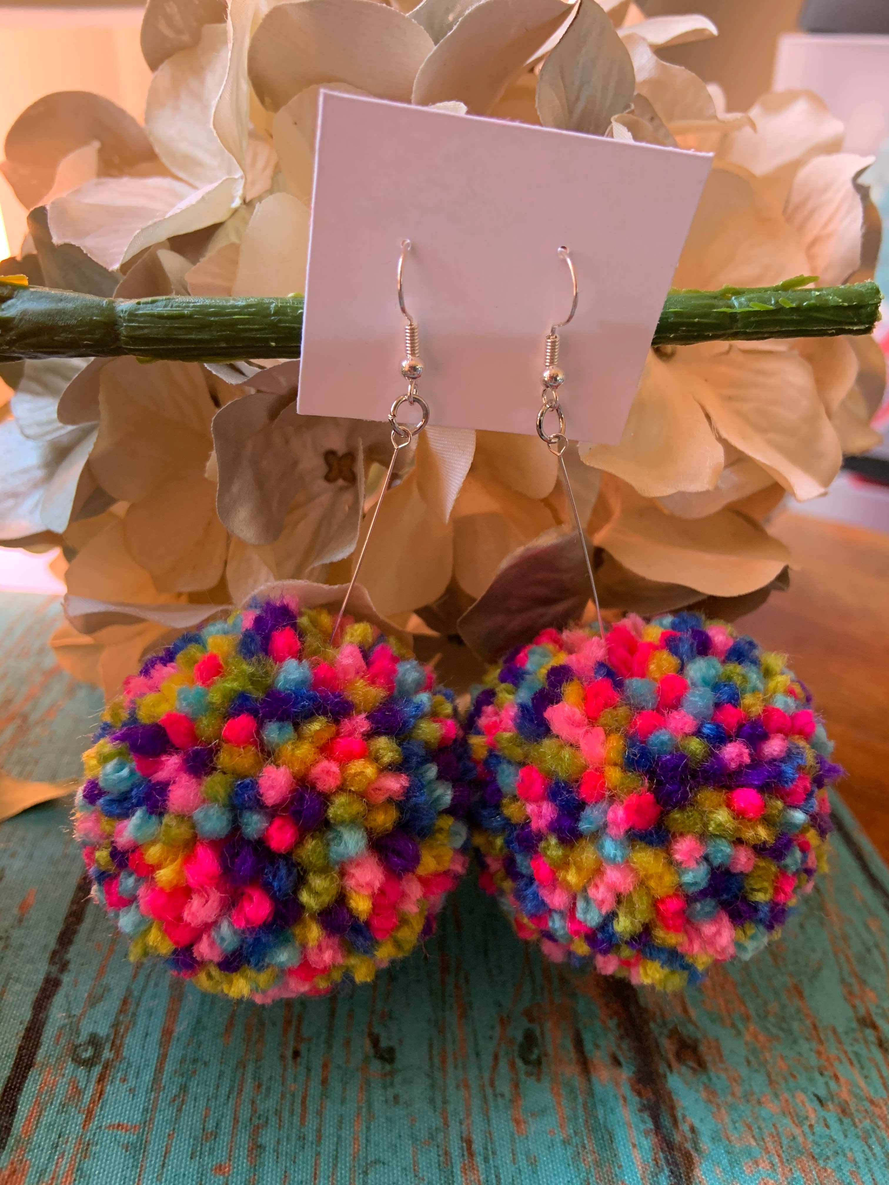 Lovelybeadz - Wholesale Dangle Earrings - Multi color Pom Pom Earrings1