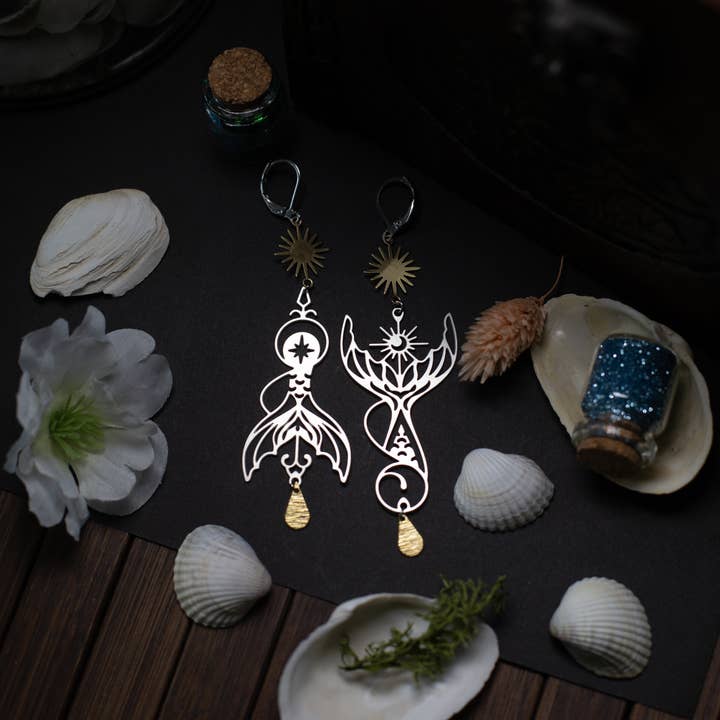 Larmes d'Abysses boucles d'oreilles sirène en acier inox. pour la vente par noemie zomby