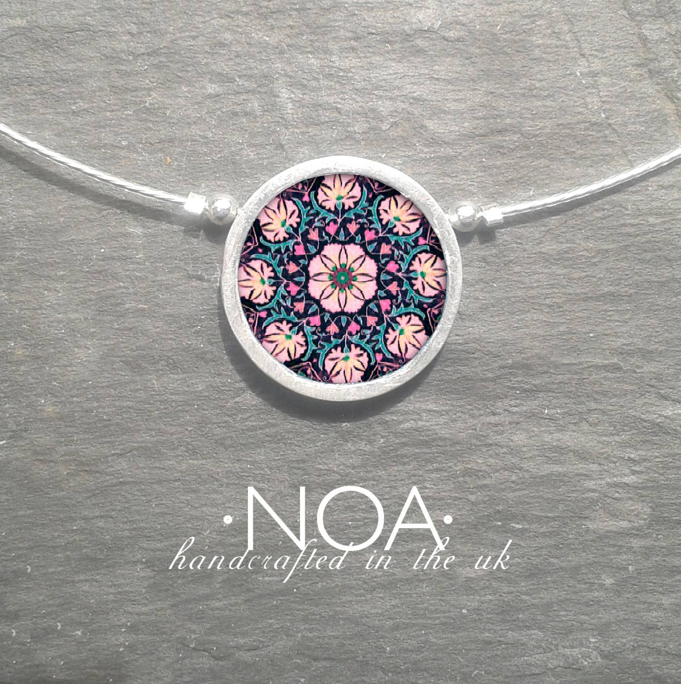 Noa Jewellery - Vendita all'ingrosso Collana con ciondolo/pendaglio - Collana rotonda in ceramica con cornice, telaio in alluminio9