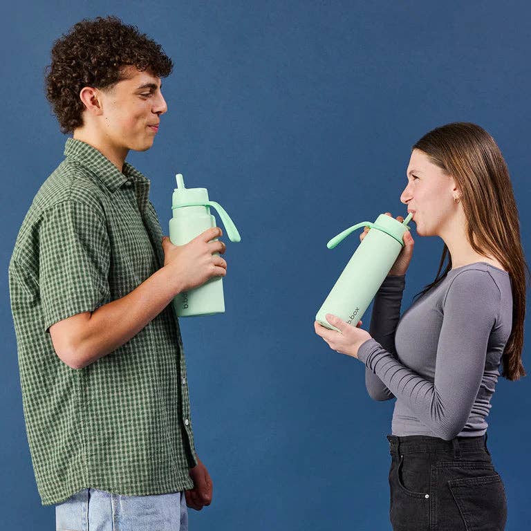 b.box USA - Wholesale Water Bottle - 23oz insulated flip top bottle - spearmint2