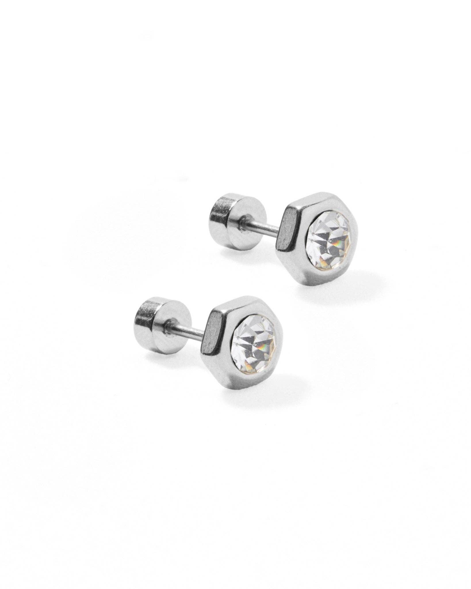 LINNY CO - Wholesale Stud/Post Earrings - Screwback Stud Earrings - Addison Clear Silver