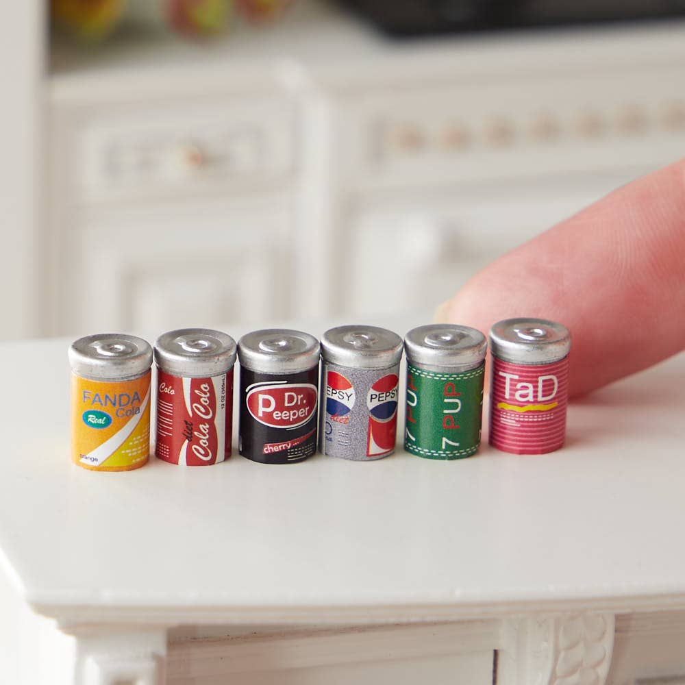 Factory Direct Craft – wholesale Tillbehörskit för docka - Barn – Miniatyr läskedrycksburkar (6-pack)2