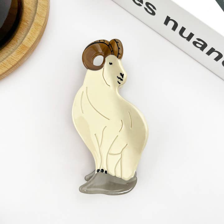 TheDivaSoap - Wholesale Hair Clip - Women's - Acetate Antelope Hair Clips, Argali Animal Claw Clip