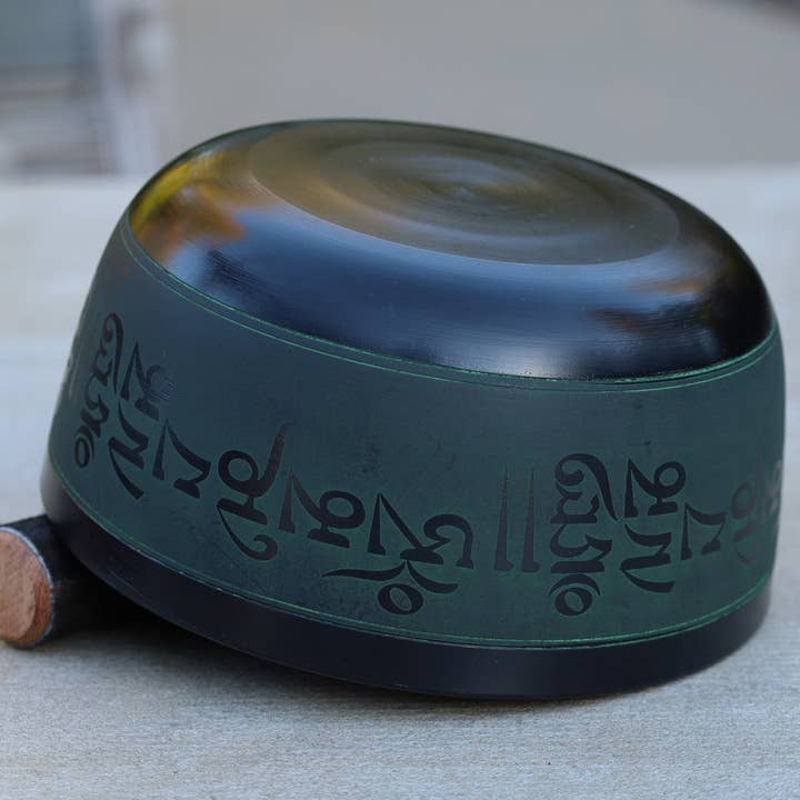 Lungta Imports – Material de meditação por atacado – Conjunto Completo Taça de Canto Tibetano Om Mani Mantra Wi5