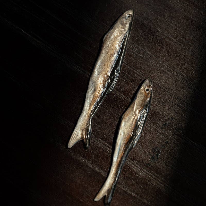 Gohobi （We cover U.S. import duties） - Wholesale Decorative Figurine - Gohobi Handmade Ceramic YiXing Clay Pacific Saury Fish Ornament Tea pet1