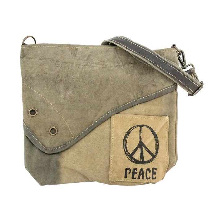 Borsa a tracolla militare riciclata con segno della pace e ulteriori Risultati per tende confezionate all'ingrosso. Resi gratuiti e termini di pagamento a 60 giorni su Faire in tendenza su Faire.