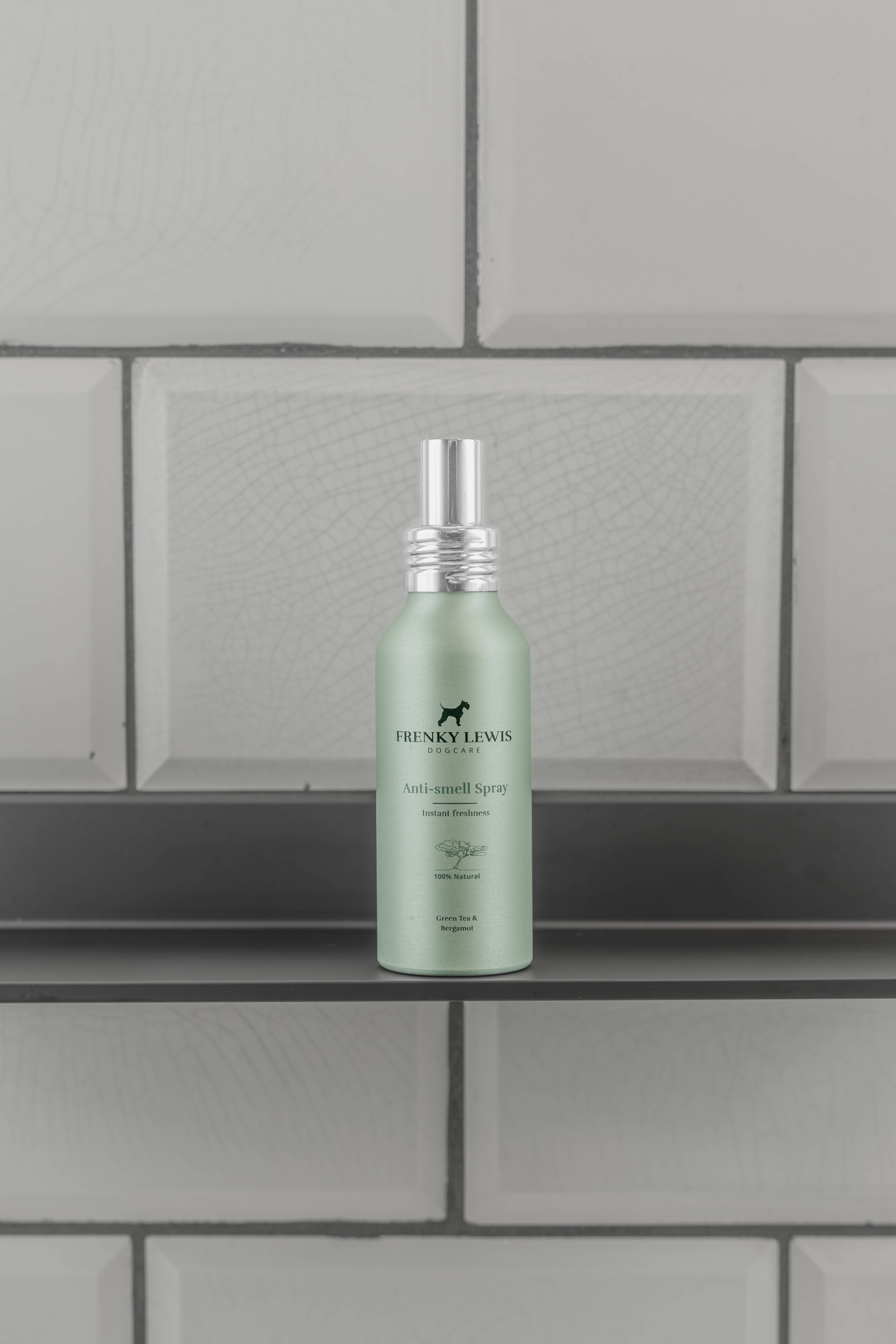 Frenky Lewis B.V. – Engroshandel Kæledyrsspray – Hund – Anti lugt spray - Grøn te, bergamot - 100 ml4