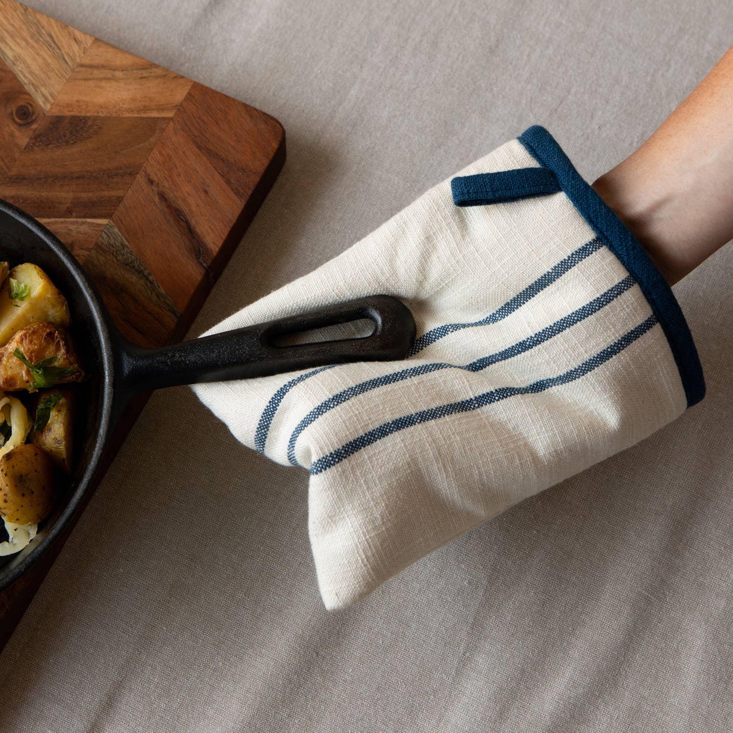 Danica Heirloom - Wholesale Oven Mitt/Pot Holder - Camille Vintage French Oven Mitt2