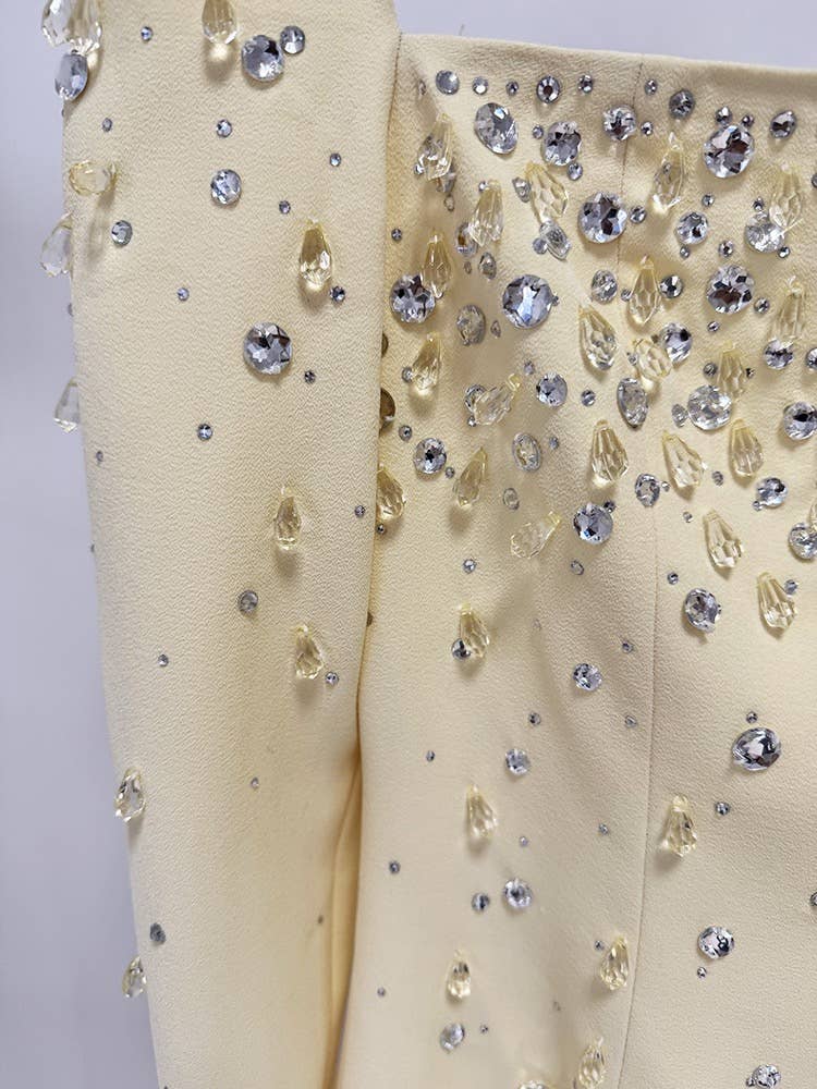 Productseeker – Vestido comprido - Mulher por atacado – Vestido amarelo DR745Y com decote quadrado e diamantes aplicados à mão13